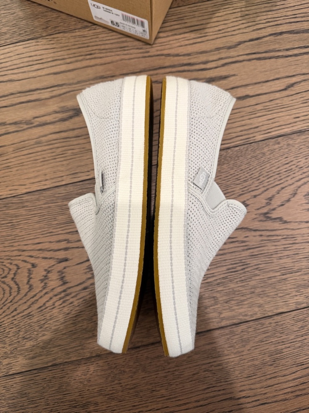 UGG Bren Slip on Sneaker 1020090 W / GRV size 6.5 - Picture 8 of 10
